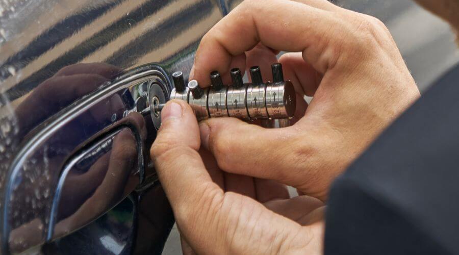 Expert new roof installation services in Canyonville, OR